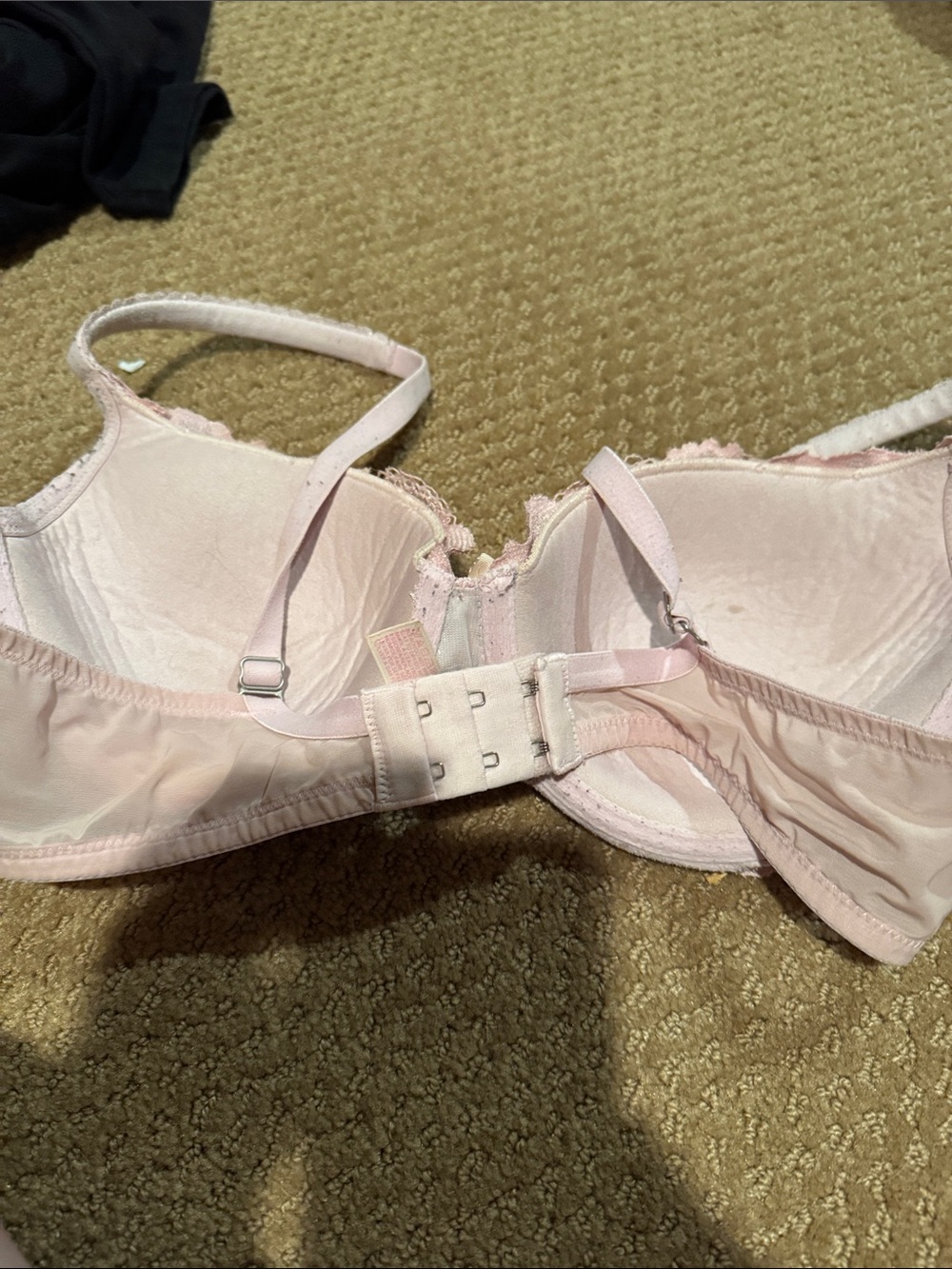 Delicate Lace Push-Up Bra - Light Pink - Picture 3 of 4